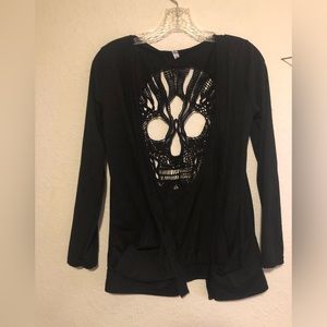 Skull long sleeve jacket with front pockets